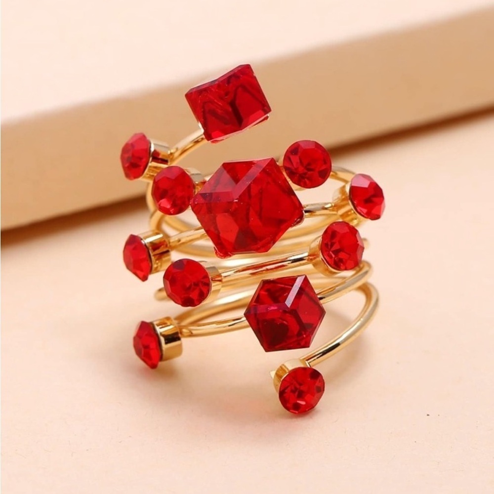 Emerald Luxe Red Crystal Coil Ring